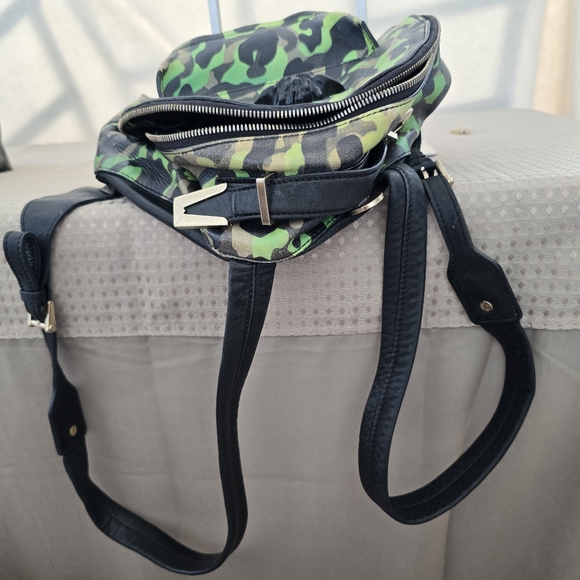 Versase - Picture 6 of 16